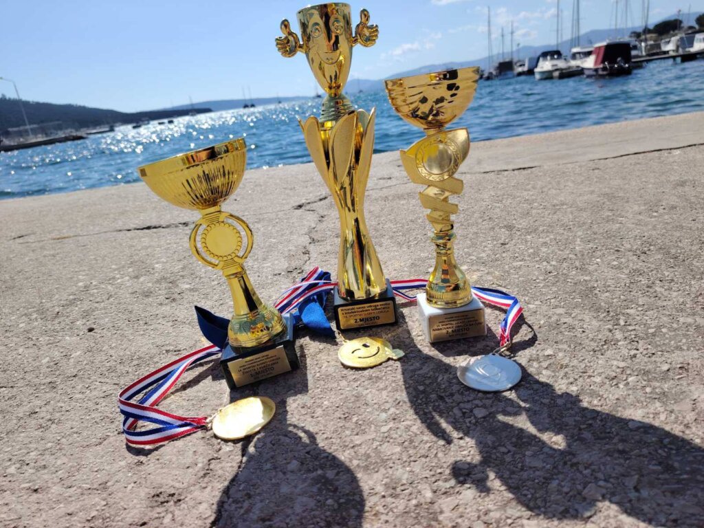 496551937 9559184414193544 2647354132609351591 N