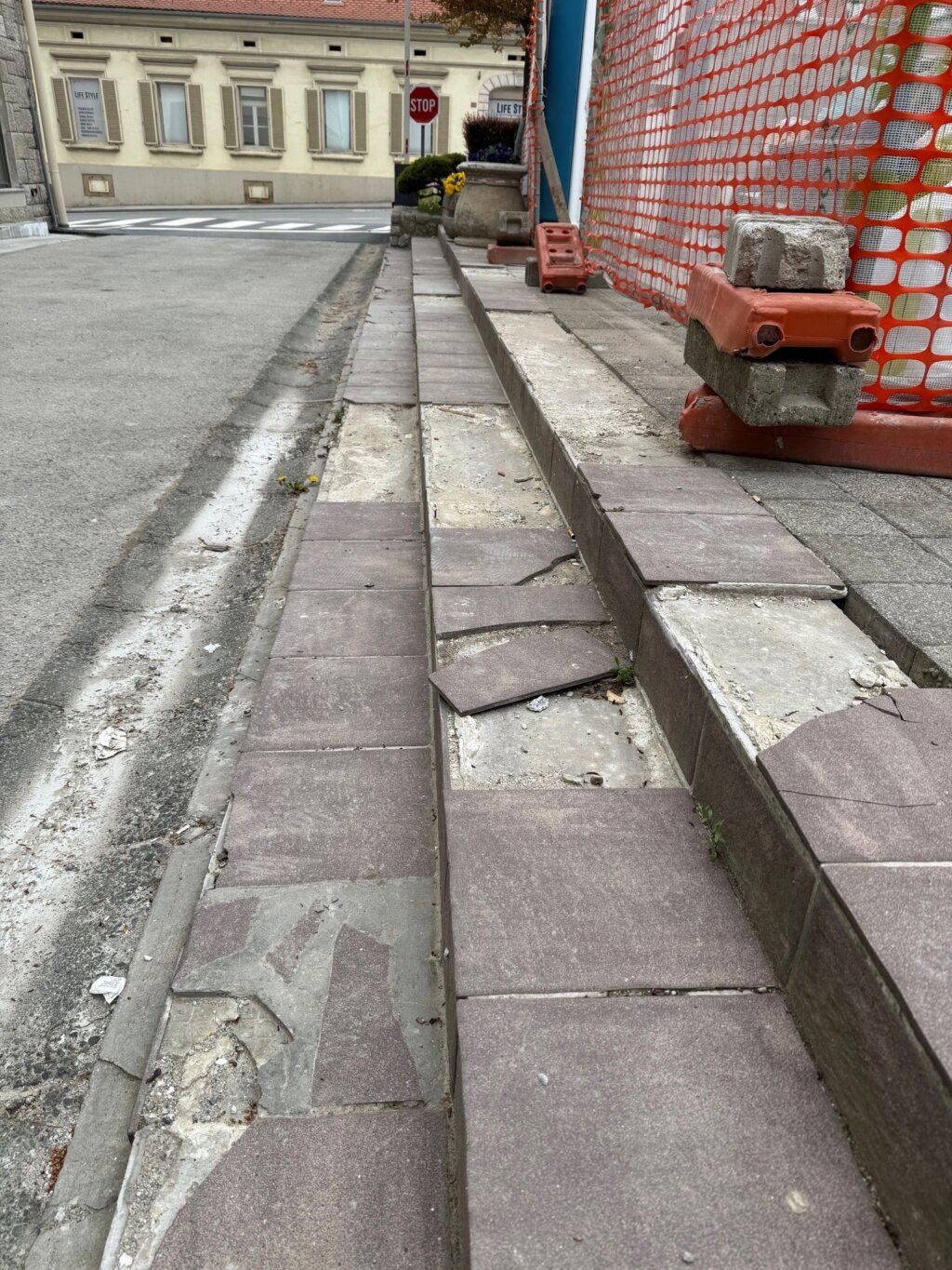 499746916 1177899417684408 5602683438441225430 N