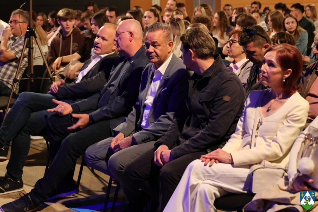 Cn9a4182 1024x682 Equal