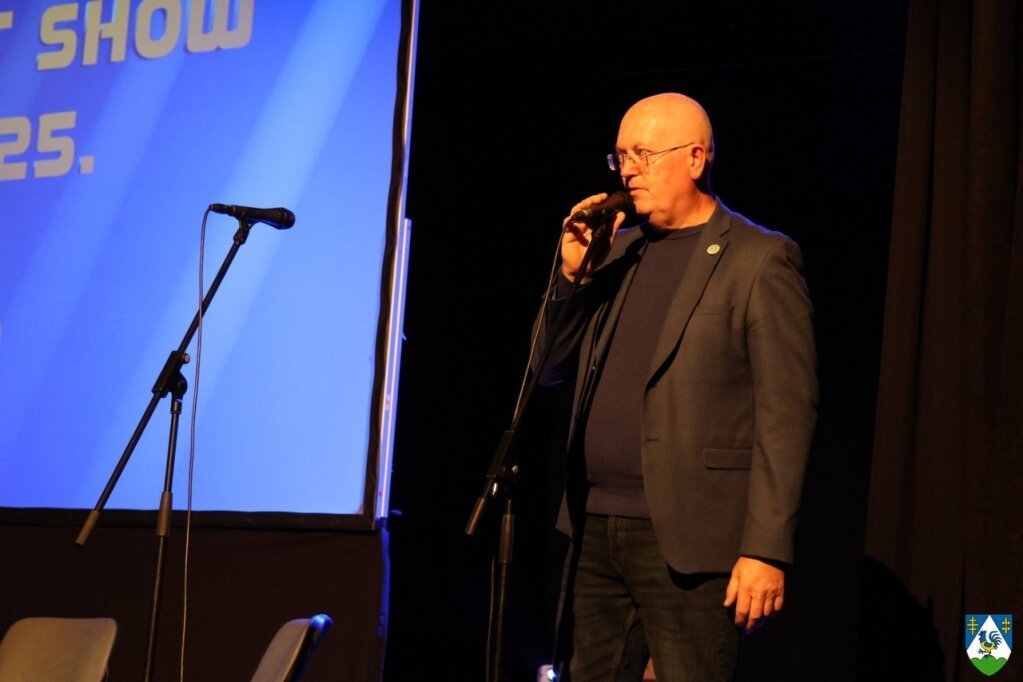 Cn9a4198 1024x682 Equal