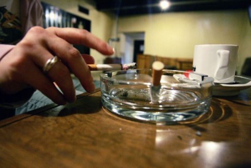 Globalne krize usporavaju napore da milijuni ljudi prestanu pušiti