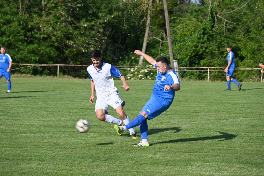 NOGOMET – 2. ŽNL Nogometaši iz Carevdara slavili u Svetom Petru Čvrstecu