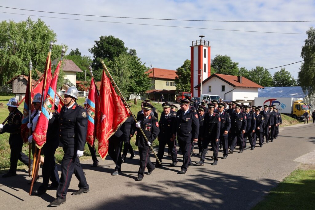 [FOTO] Dobrovoljno vatrogasno društvo Preseka proslavilo 100 godina postojanja