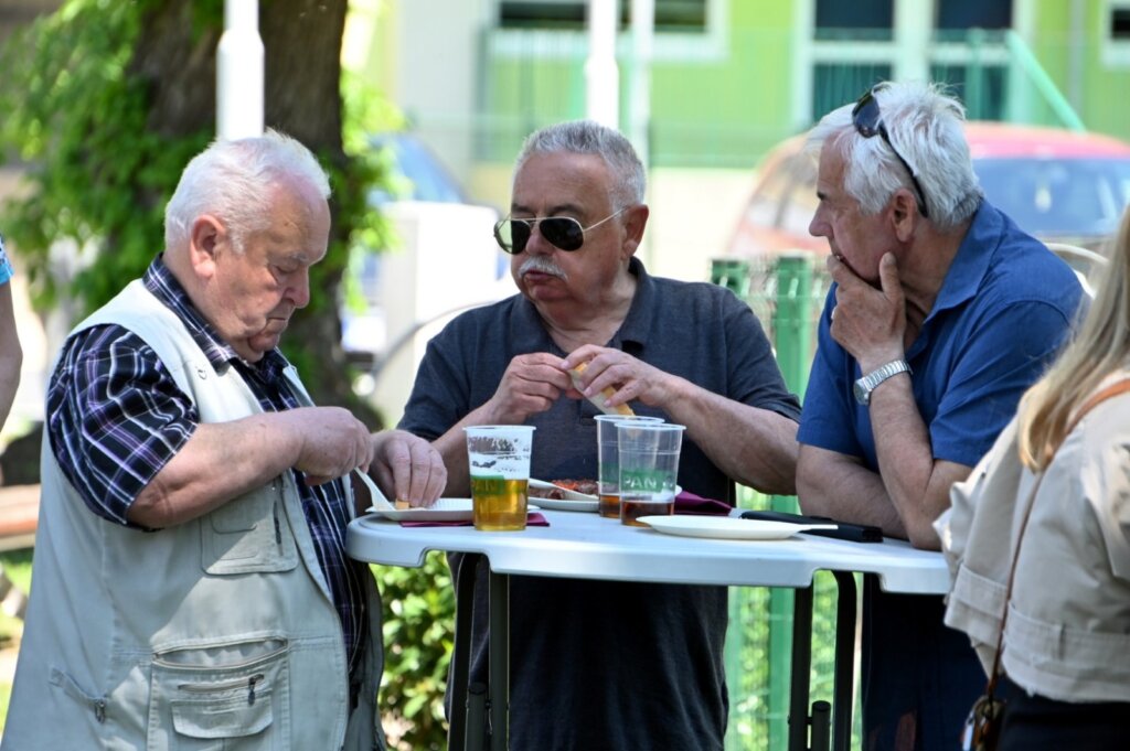 Photo 2025 05 01 15 29 44(4)