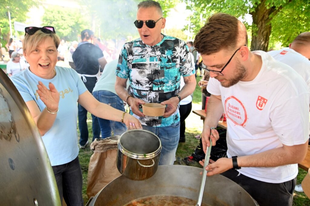 Photo 2025 05 01 15 30 12(7)