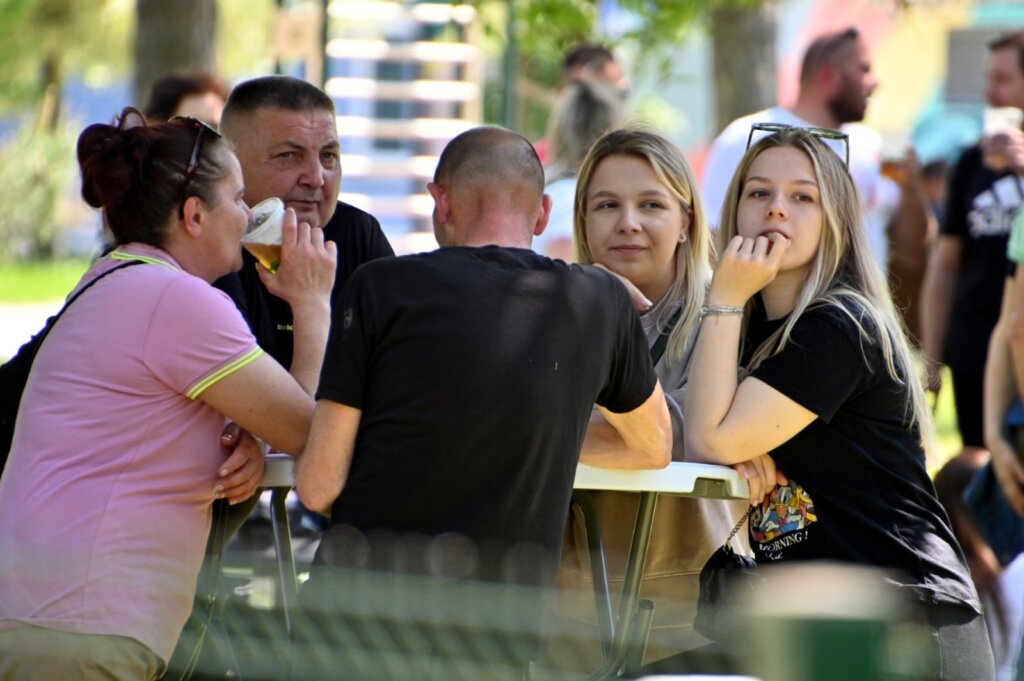 Photo 2025 05 01 15 30 33(2)