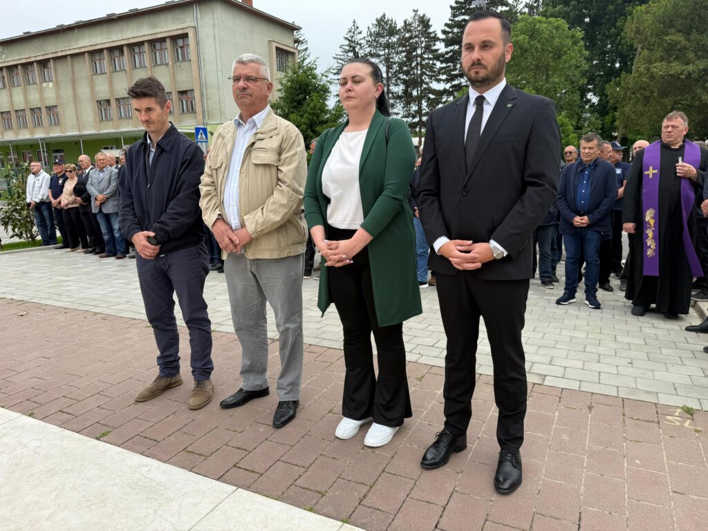 Photo 2025 05 30 09 26 54(2)