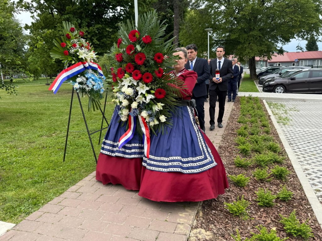 Photo 2025 05 30 09 26 59(1)