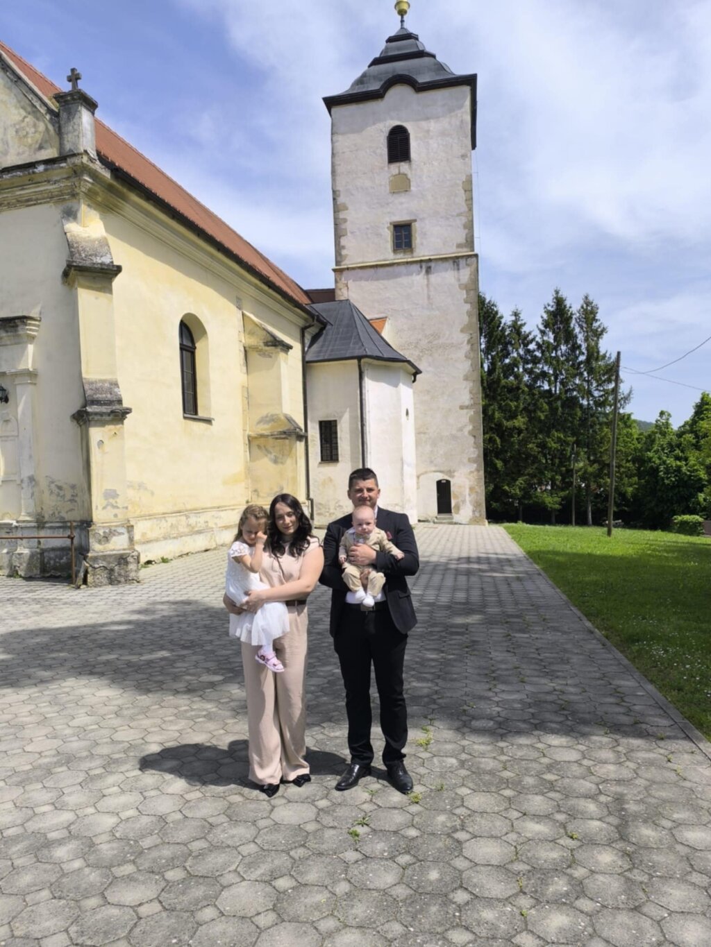 Att.63y1vp19jglpl Yfnn78ujdf27bhybwq239tqemehj4