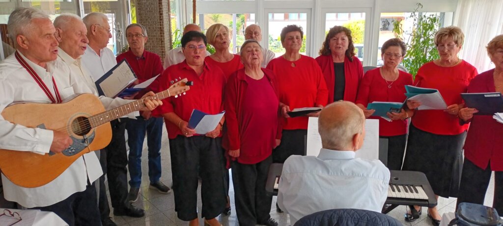 B93f2115 8a70 4c54 8711 74e3e70311df