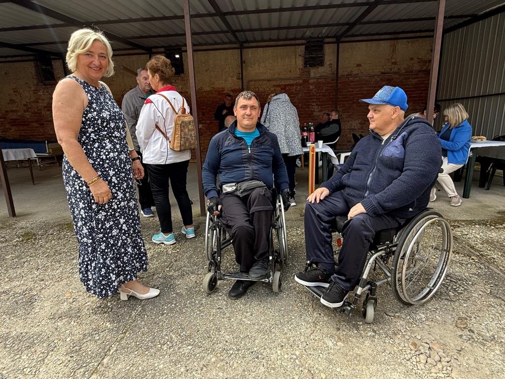 Ce03bde3 88b0 4f47 A185 Af761e108933