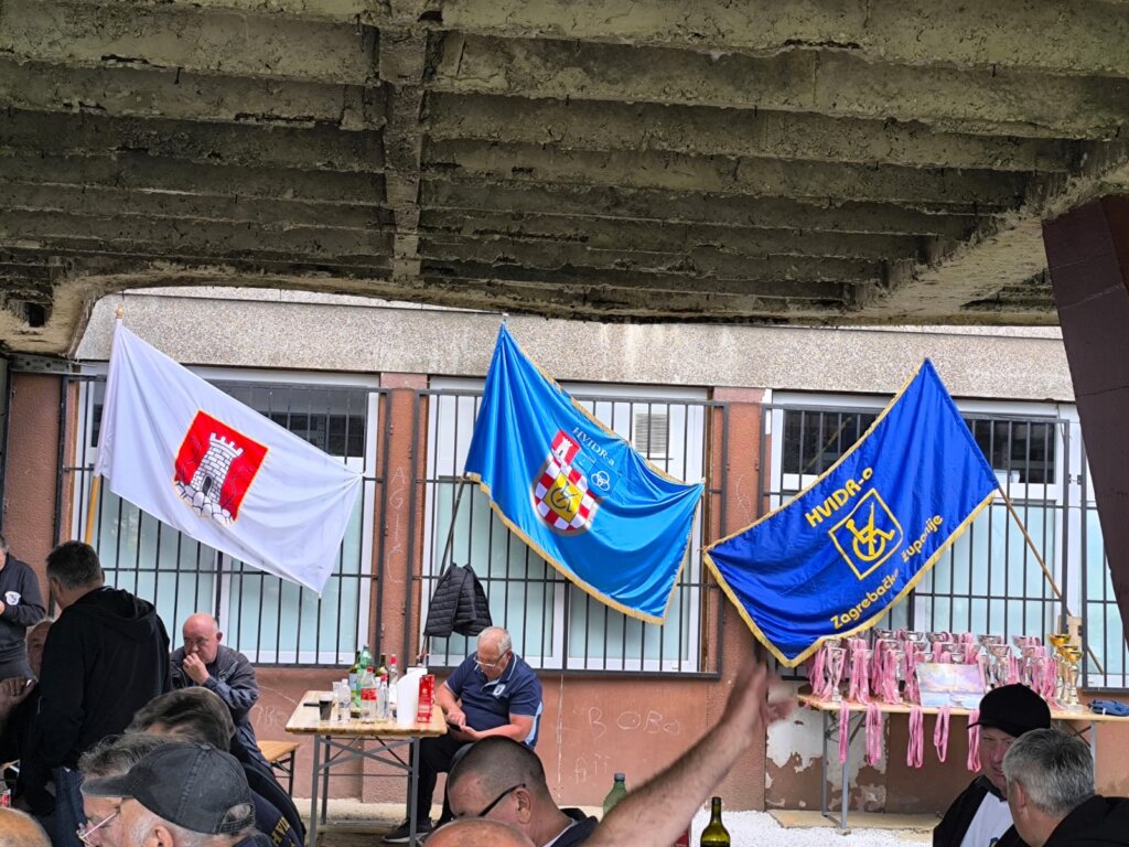 F827d028 E88d 463f 8968 4d03d0229adc