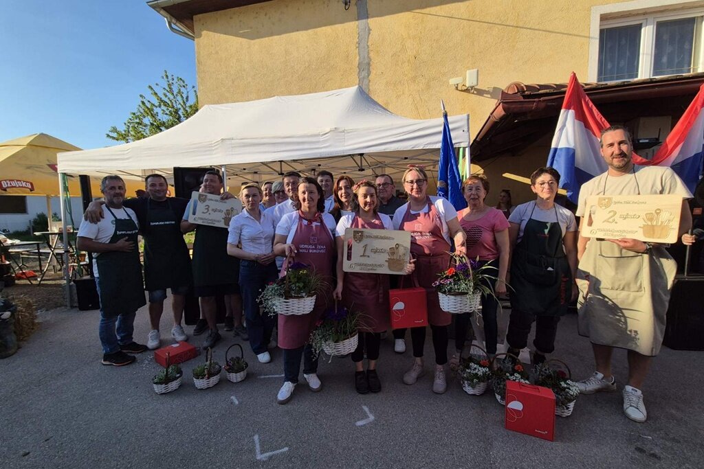 U Malom Bukovcu održano tradicionalno kulinarsko natjecanje „Malobukovečki kotlić“