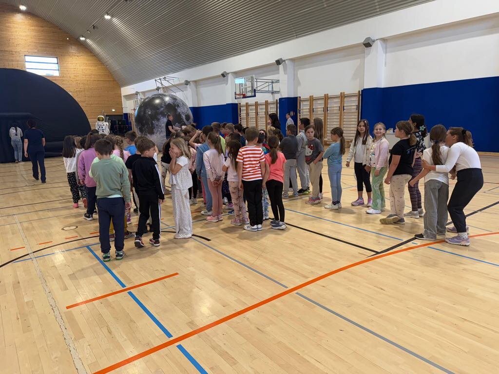 Mobilni Planetarij Modec (4)