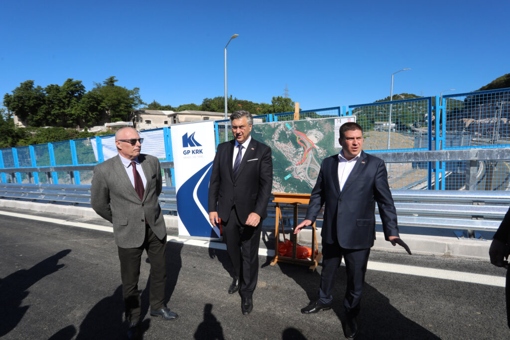 Rijeka: Premijer Plenković I Ministar Butković Obišli Novi Vijadukt Na čvoru Orehovica