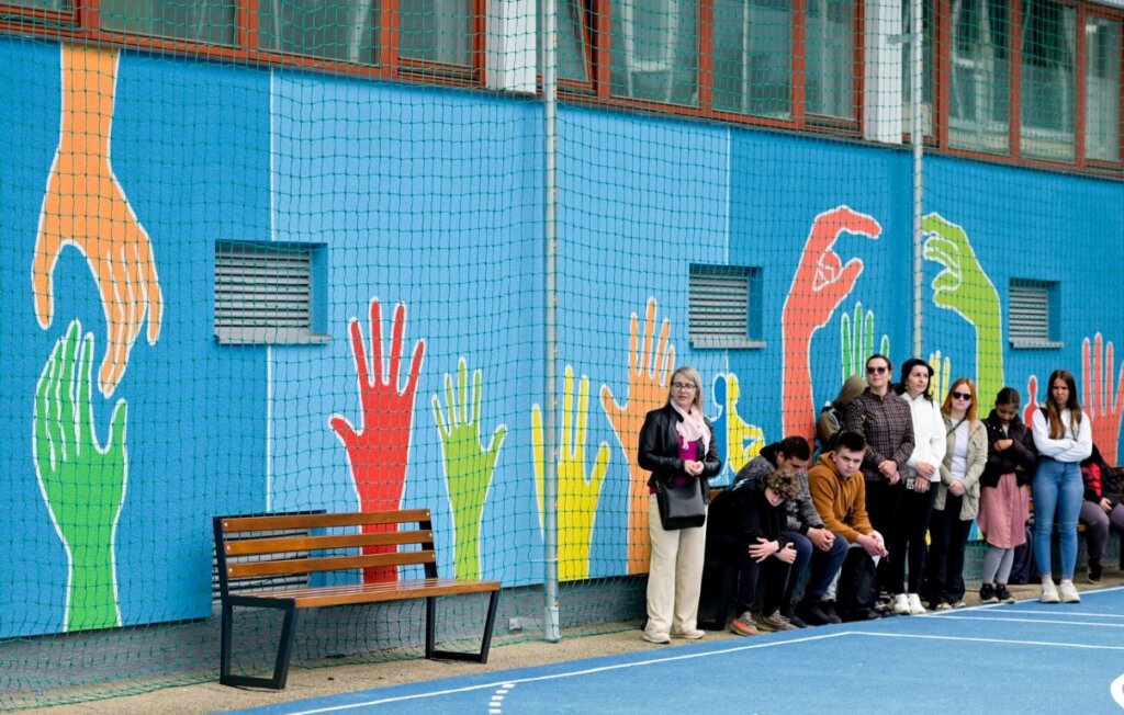 Srednja Strukovna Skola Vz Otvorenje Igralista Mural 2025 (11)