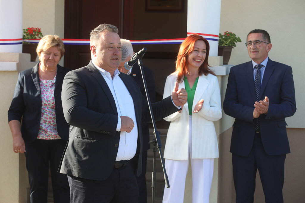 Vinogradarska Kuca Tuzno Otvorenje 2025 (10)