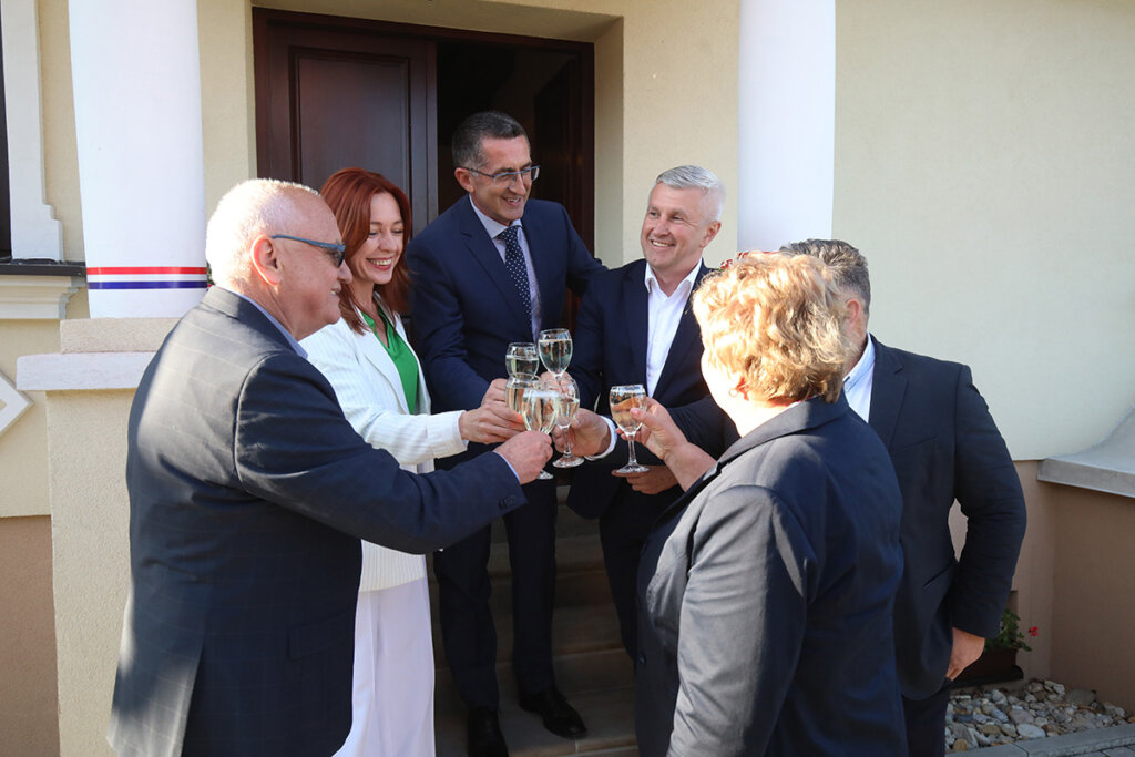 Vinogradarska Kuca Tuzno Otvorenje 2025 (2)