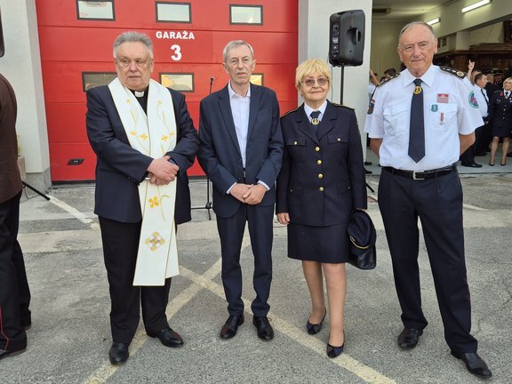 01a1c2bf 9879 4913 9c16 60cc64ec1f1c.jpg 648x432 Q85 Subsampling 2