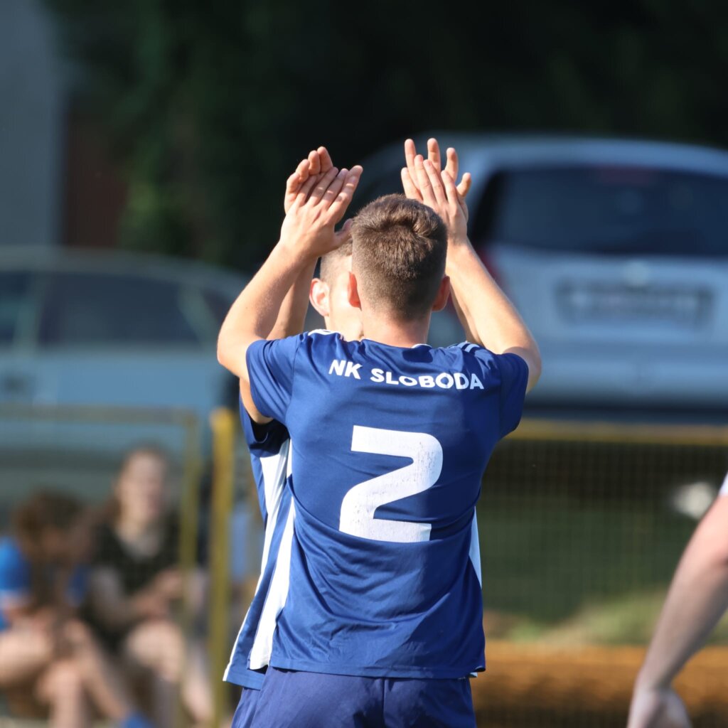 0841f507 2251 4a92 805e 3db7a0568ac7