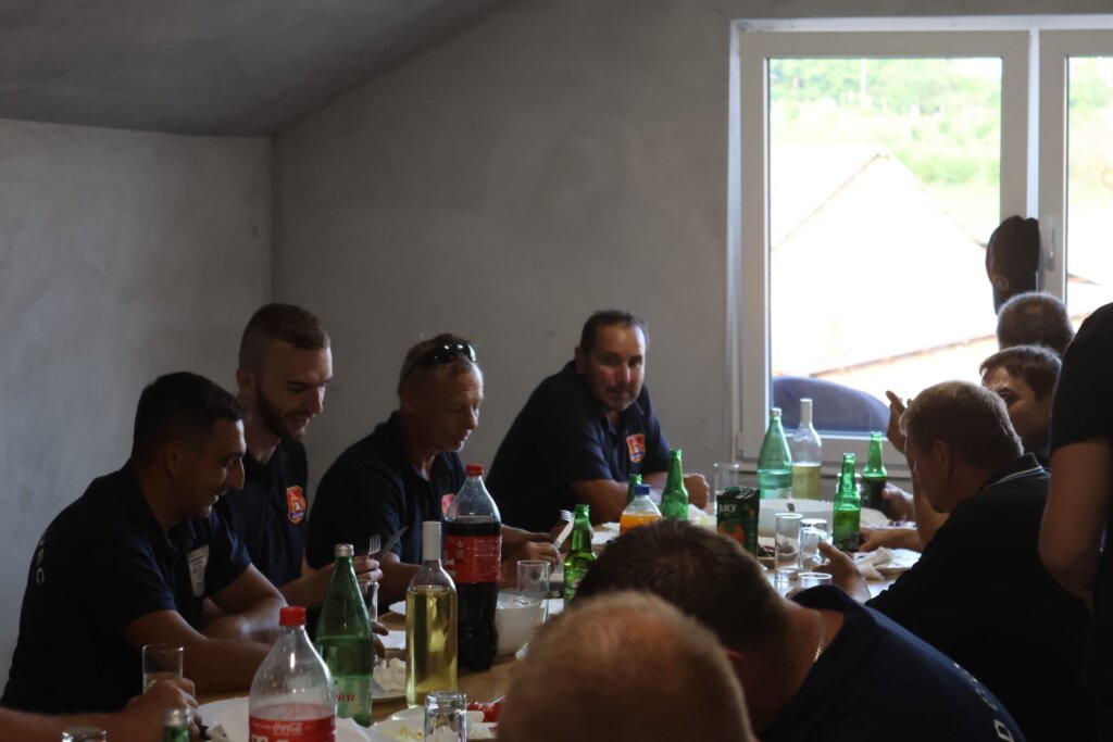 1674bdf3 F587 4c0b 9548 900d70d22720