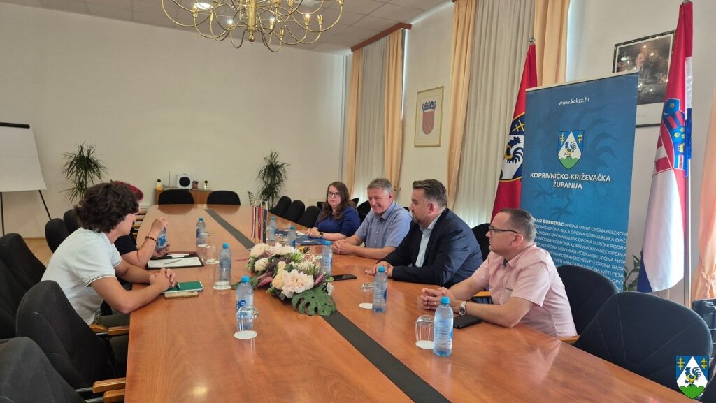 20250630 110109 1024x577 Equal