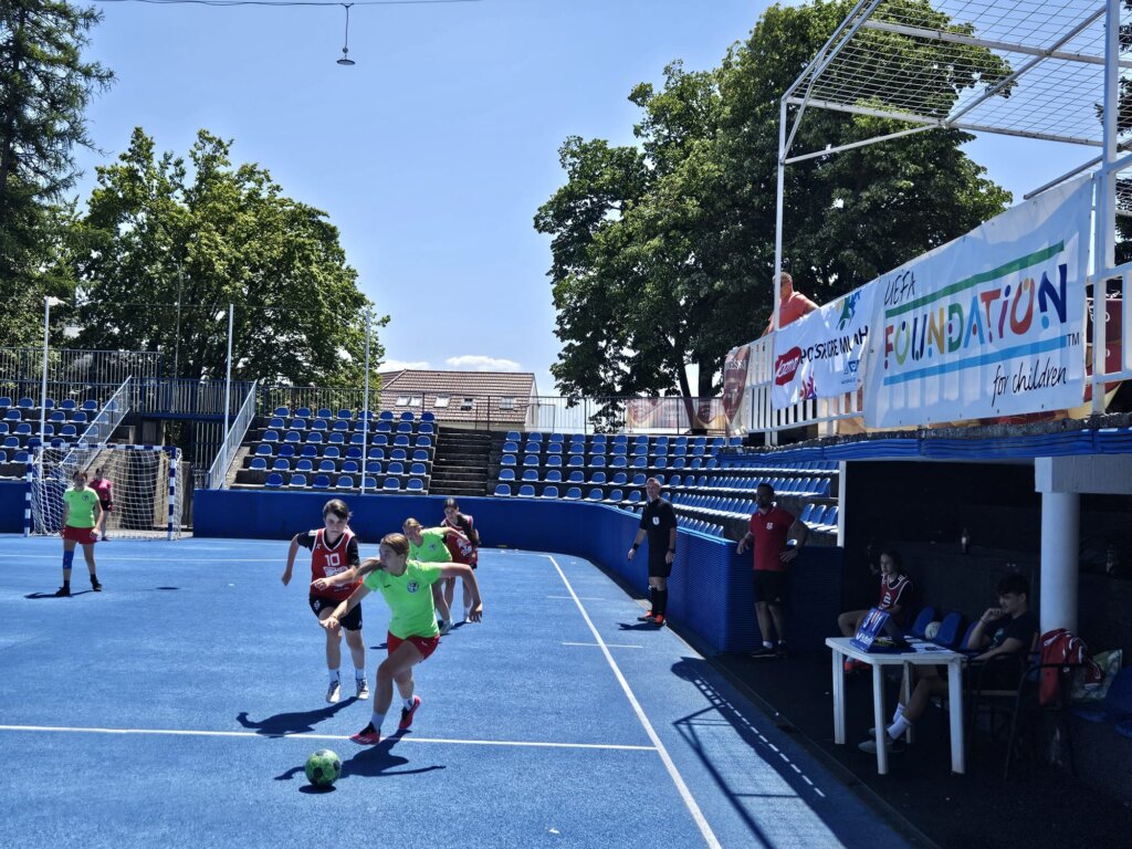 253e3c76 5c75 4e20 9845 Afcd15a53925