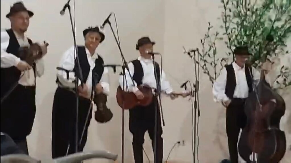 2671ddfa 1620 4ff5 B457 Ef0a5ca4ac06