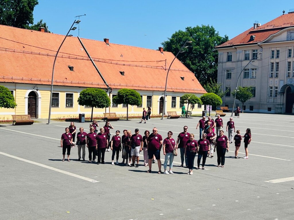 278c3b45 2778 4999 Ba18 1a0d675b199d