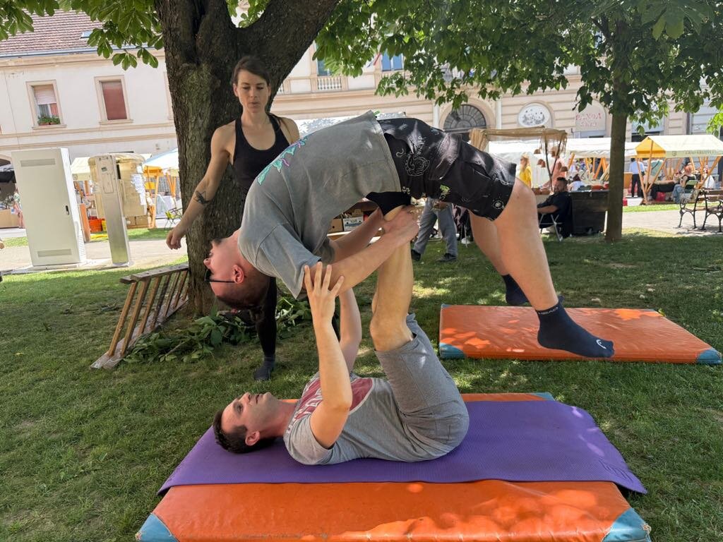 35fbb444 Dabe 41b7 A9a6 1762fa176576