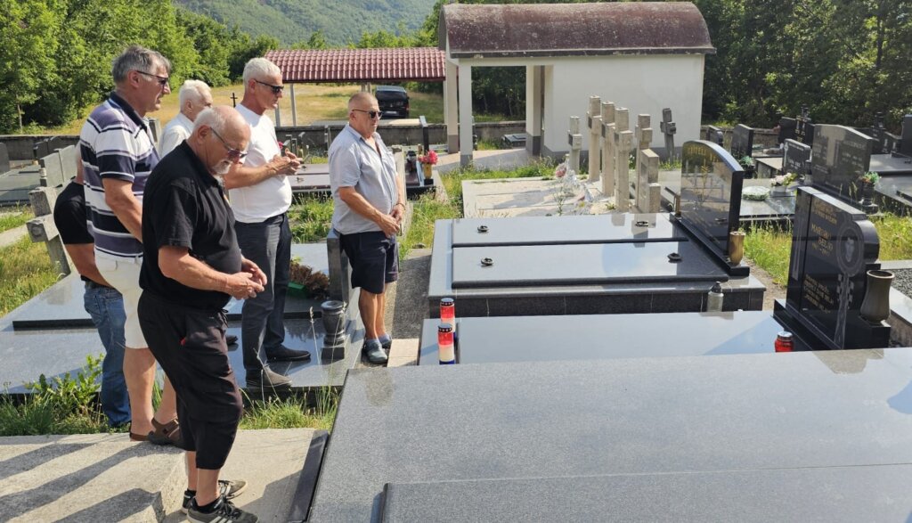 3a800691 8a75 4f93 8d32 47c08389b442