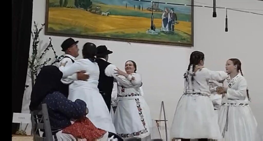 42fc4ff4 5352 4648 A89d 48e5d7c5d37d