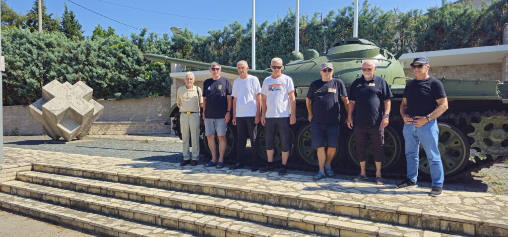 9c31f34a 281e 4e5a 960d E612f45f8f78