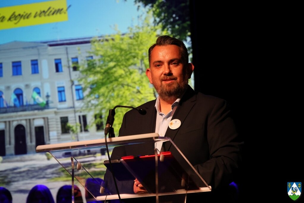 Cn9a0717 1024x682 Equal