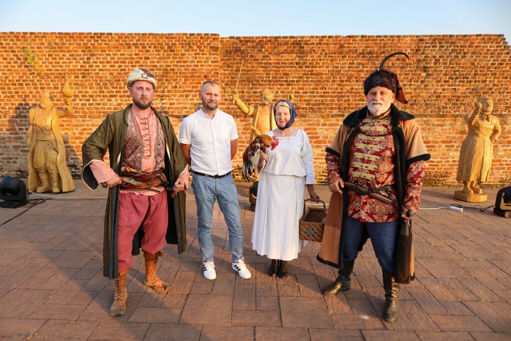 [FOTO] U Đurđevcu predstavljena knjiga Vida Baloga i otvorena izložba Likovi iz legende