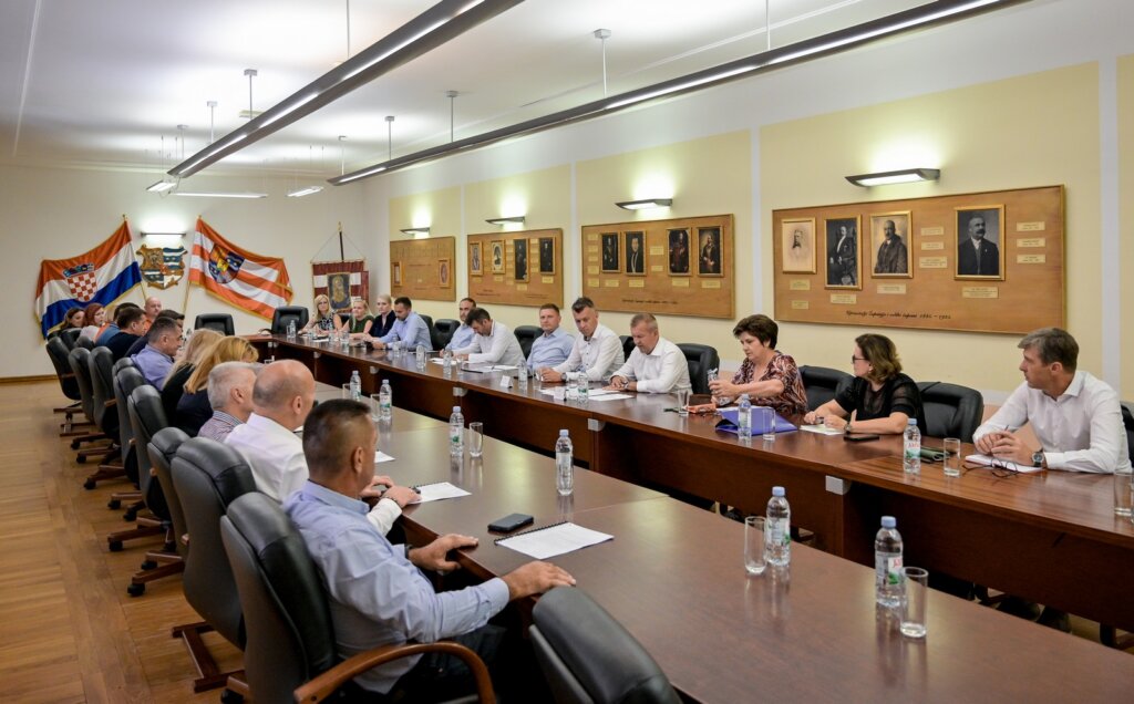 [FOTO] Održan kolegij župana Anđelka Stričaka s načelnicima i gradonačelnicima