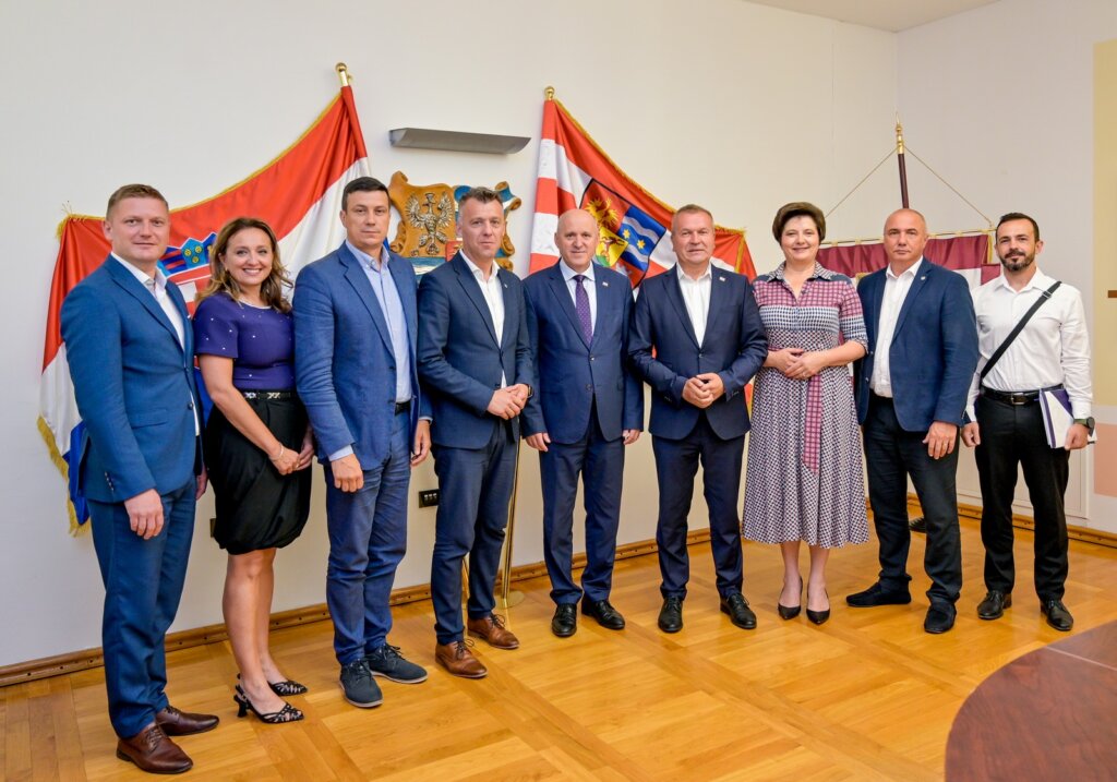 Ministar Bacic Ugovori (3)