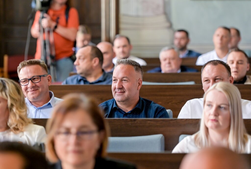 Ministar Bacic Ugovori (33)