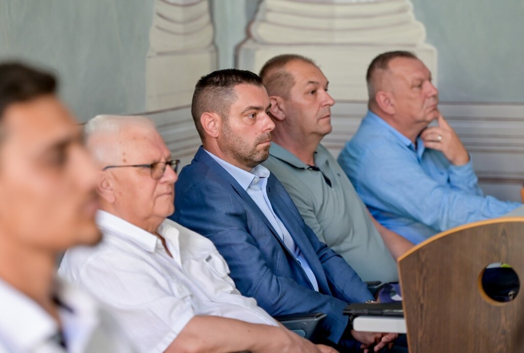 Ministar Bacic Ugovori (42)