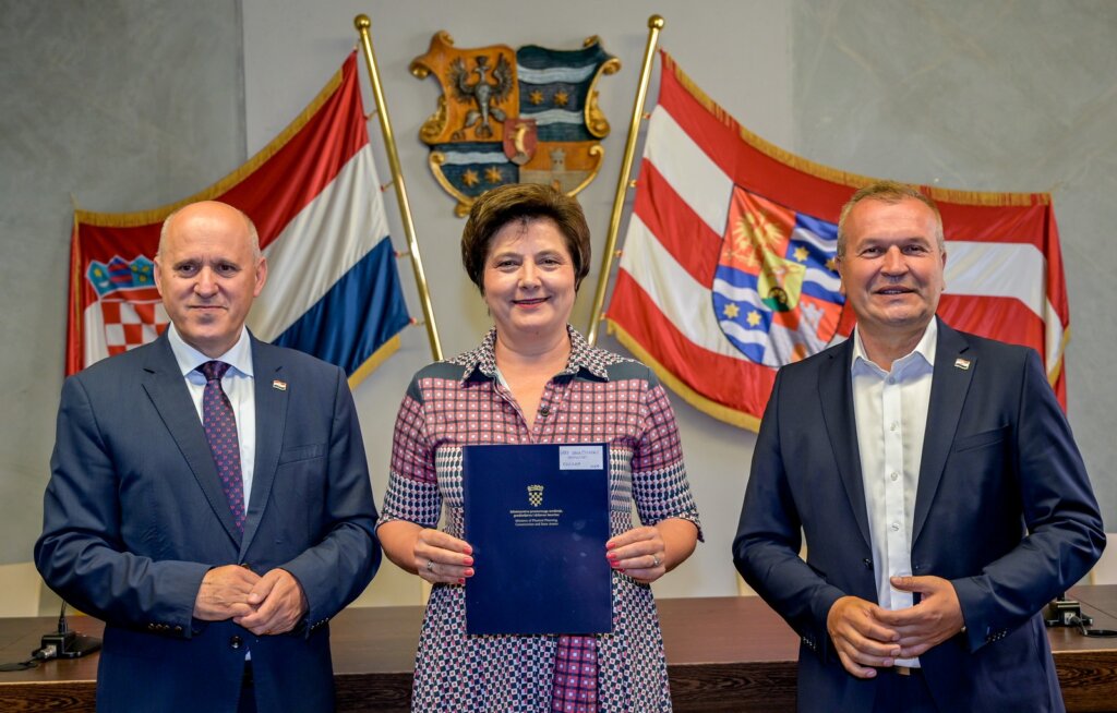 Ministar Bacic Ugovori (65)