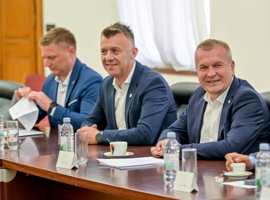 Ministar Bacic Ugovori (7)