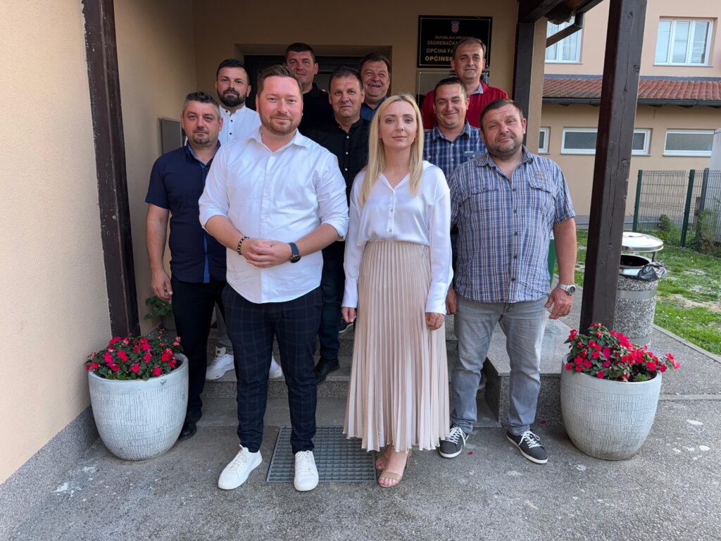 [FOTO] Konstituirano Općinsko vijeće Općine Farkaševac, za predsjednicu izabrana Marija Perđun Cmrk