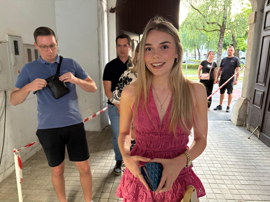 Photo 2025 06 07 20 42 18