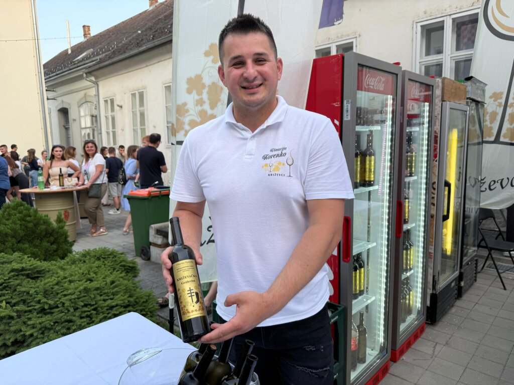 Photo 2025 06 07 20 42 45(2)