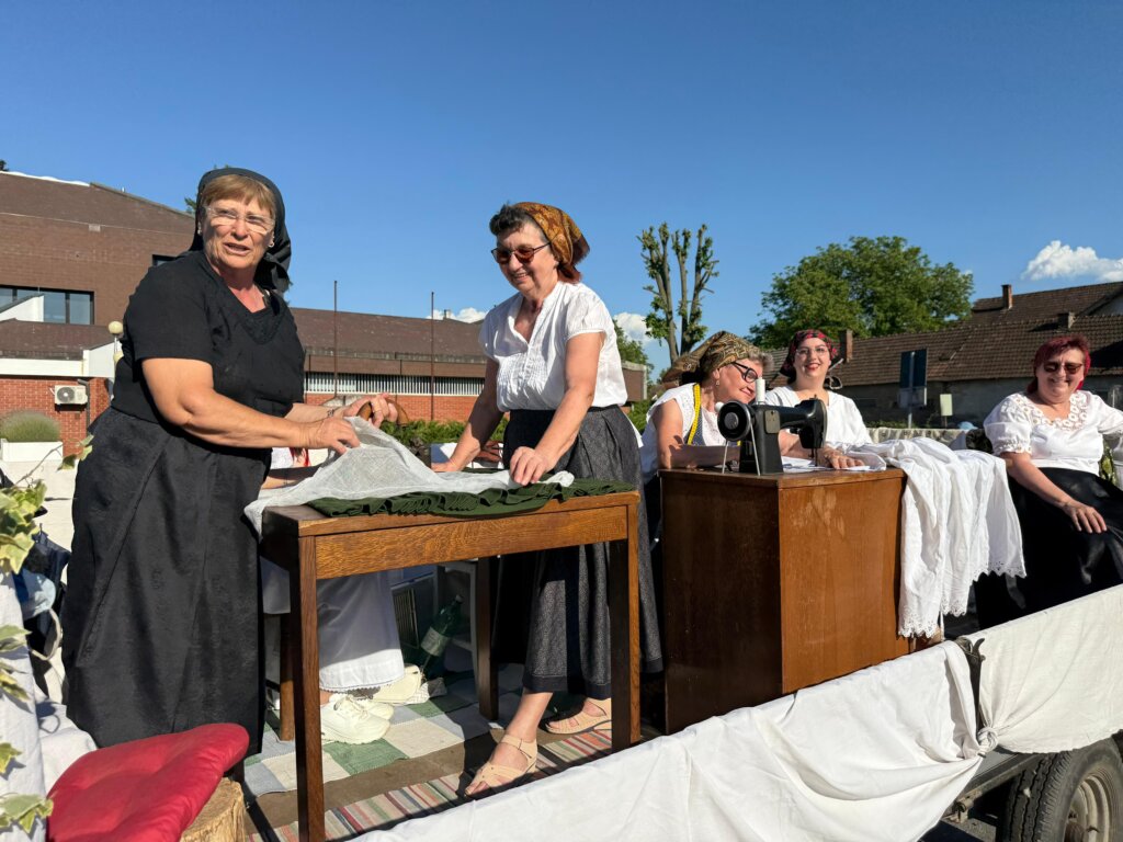 Photo 2025 06 29 18 24 58(1)