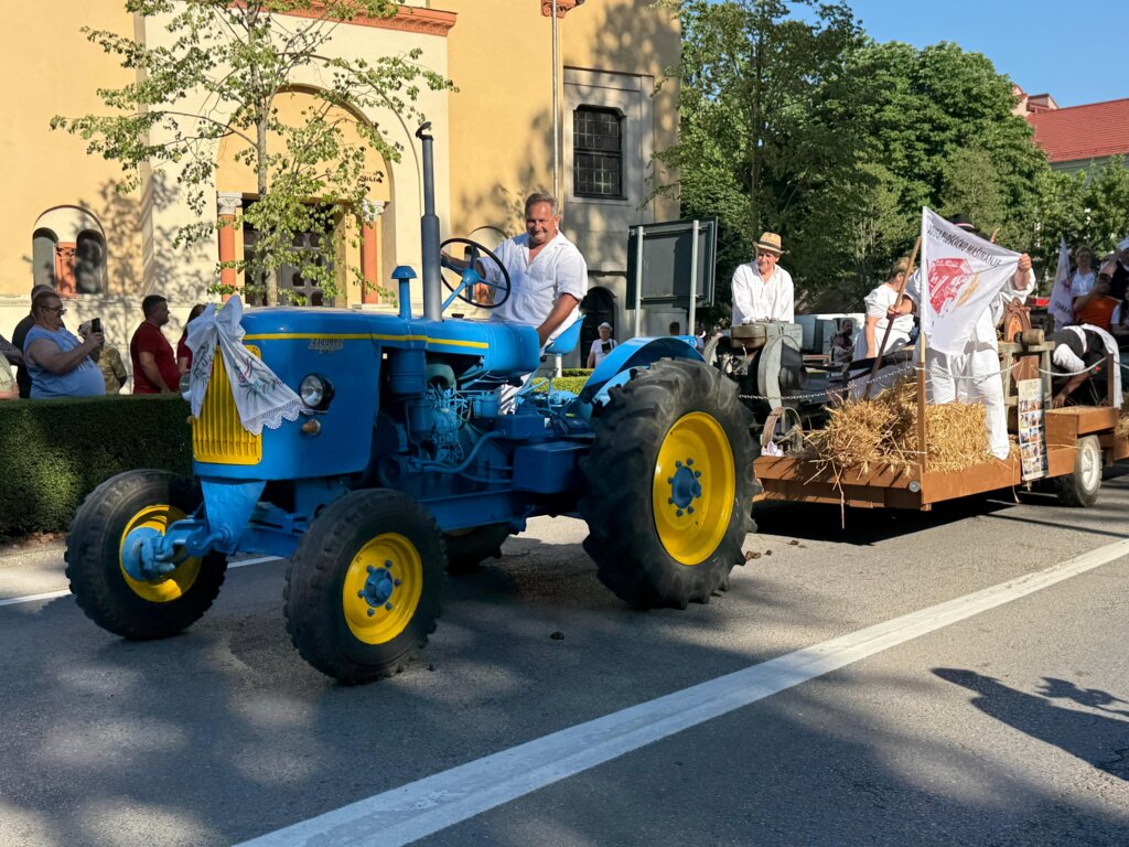 Photo 2025 06 29 18 30 33(1)