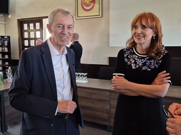 A75fa8d6 1b00 4005 B5a8 876b65ef25ac.jpg 648x432 Q85 Subsampling 2