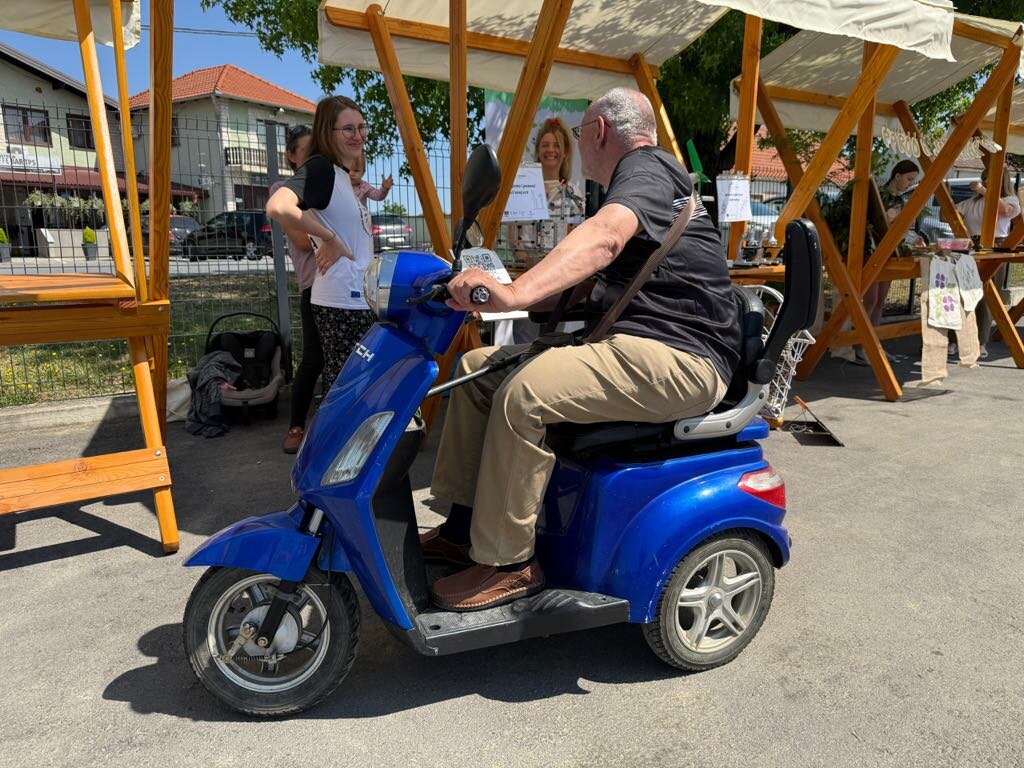 C1a195d5 21ae 44c8 B0b9 7814567db6dd