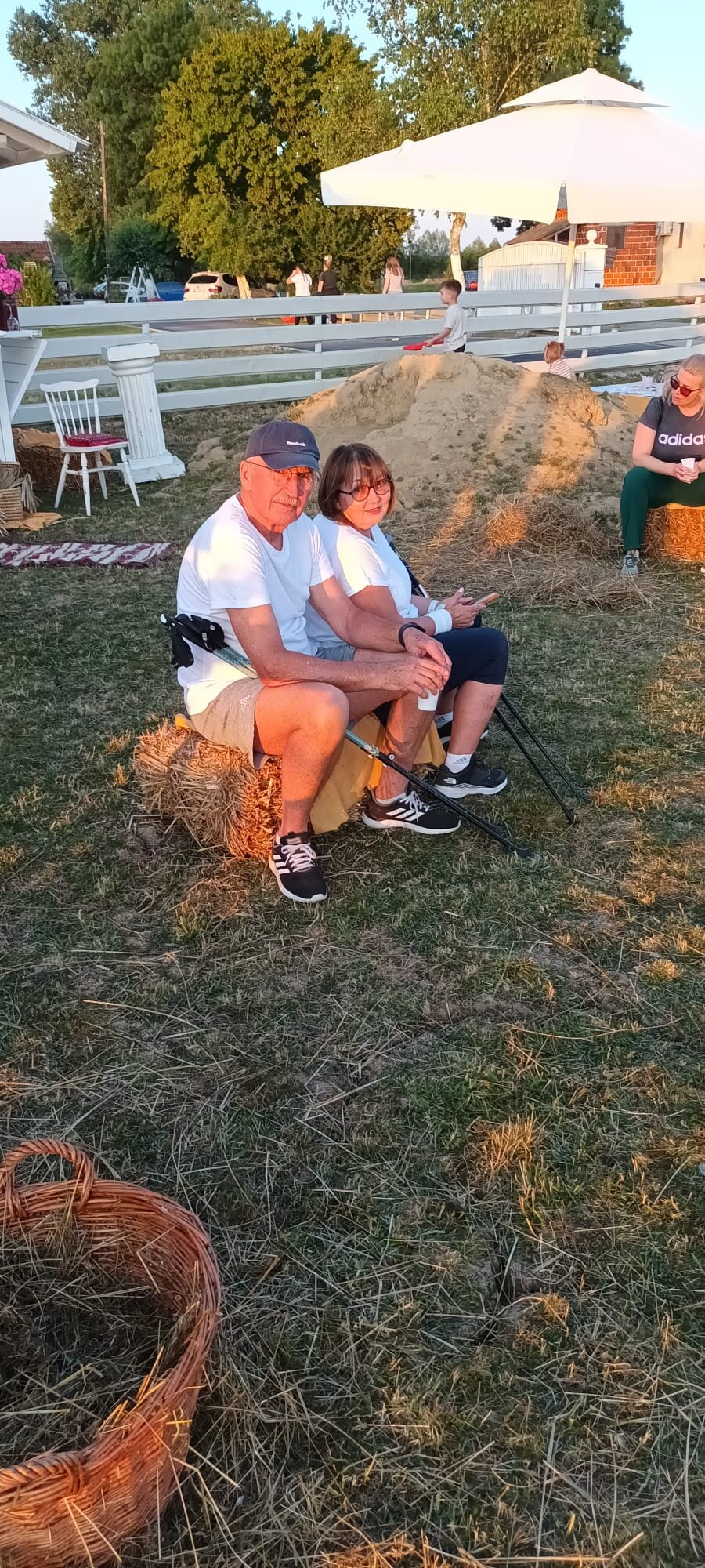 Ca954183 2f69 4e88 Bce2 E9b44d2d4ae3