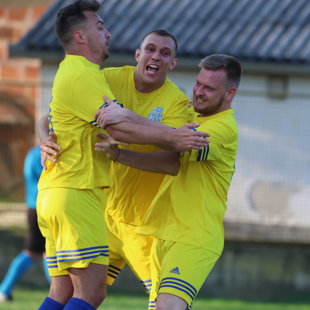 Cd398be4 B64c 4bc3 Aebd 7d67f6c9413e